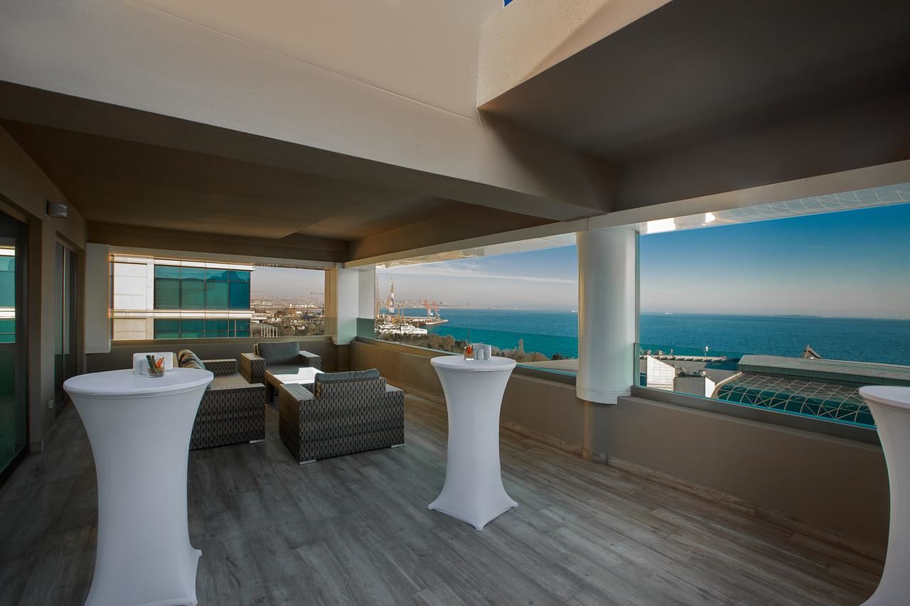 Отель Park Inn by Radisson Baku Hotel Баку