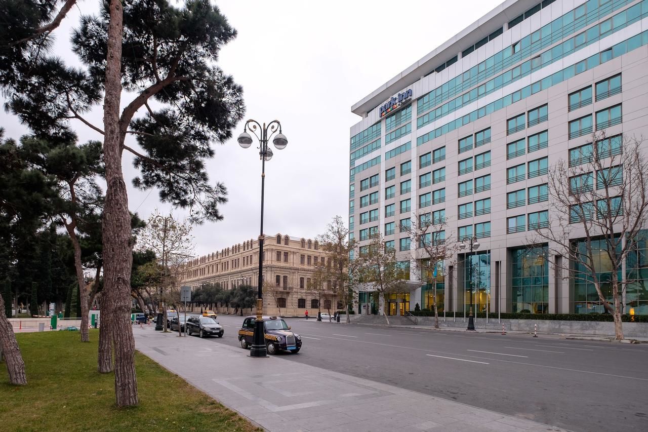 Отель Park Inn by Radisson Baku Hotel Баку-27