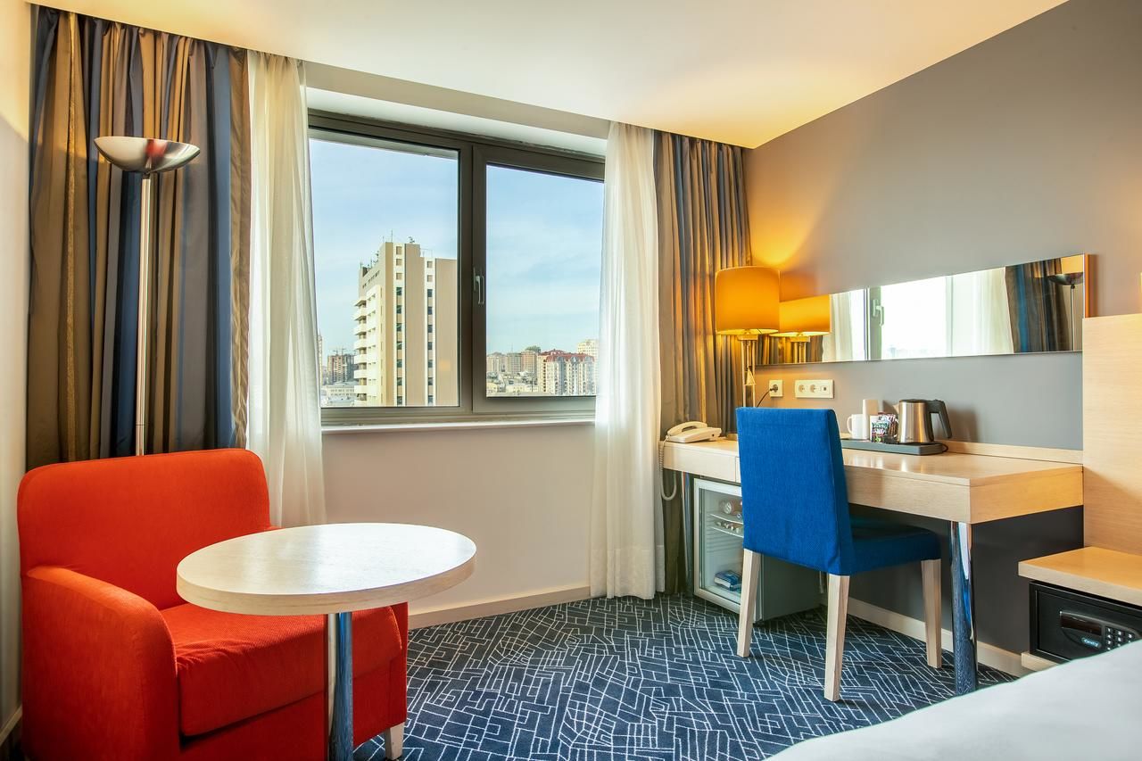 Отель Park Inn by Radisson Baku Hotel Баку-40