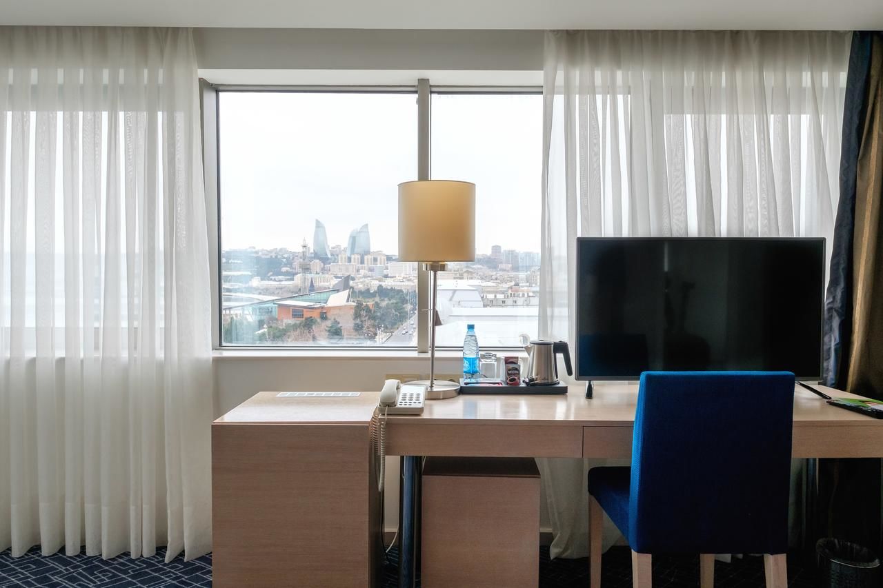Отель Park Inn by Radisson Baku Hotel Баку