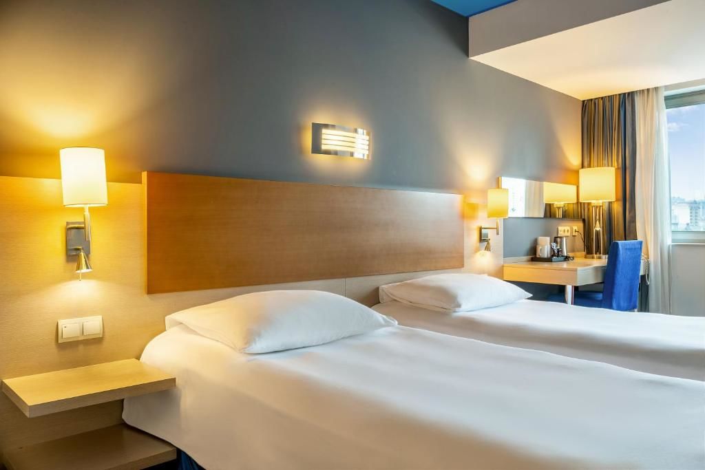 Отель Park Inn by Radisson Baku Hotel Баку-50