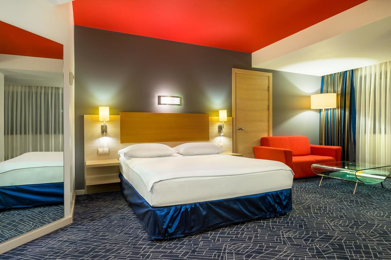 Отель Park Inn by Radisson Baku Hotel Баку