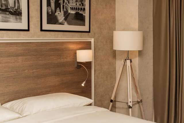 Отель Park Inn by Radisson Baku Hotel Баку-28
