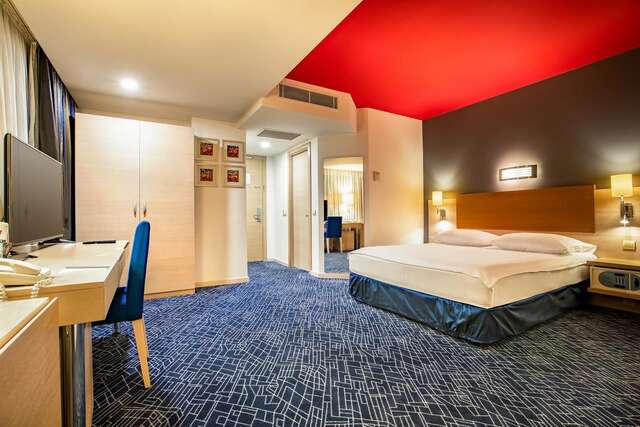 Отель Park Inn by Radisson Baku Hotel Баку-37