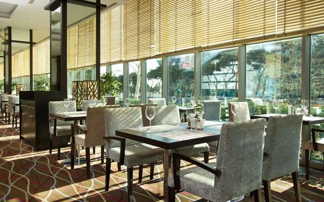 Отель Park Inn by Radisson Baku Hotel Баку-8